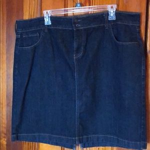 Old Navy blue jean skirt